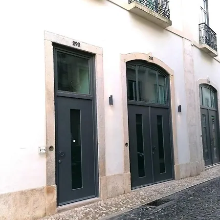 Majestic W/ Patio By Lovelystay Appartamento Lisbona